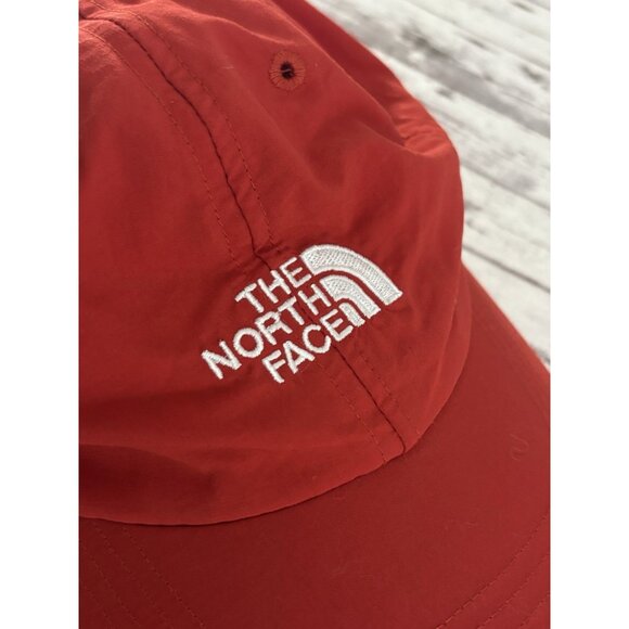 The North Face Hat Cap Strap Back Red Nylon Embroidered Logo Mens Hiking - Picture 2 of 9